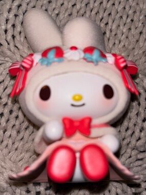 Sanrio My Melody Figure - Fuzzy texture hat